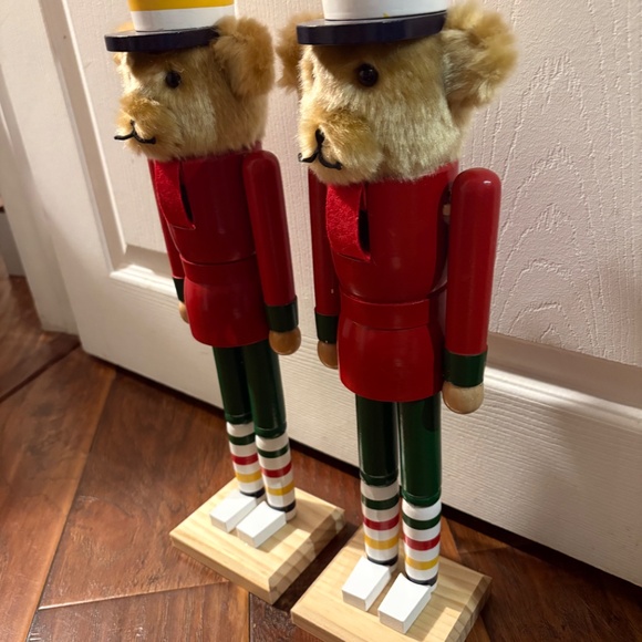 NEW RARE 2-pack 18" Hudson’s Bay Company HBC Stripes Nutcracker Multistripes - Picture 3 of 16
